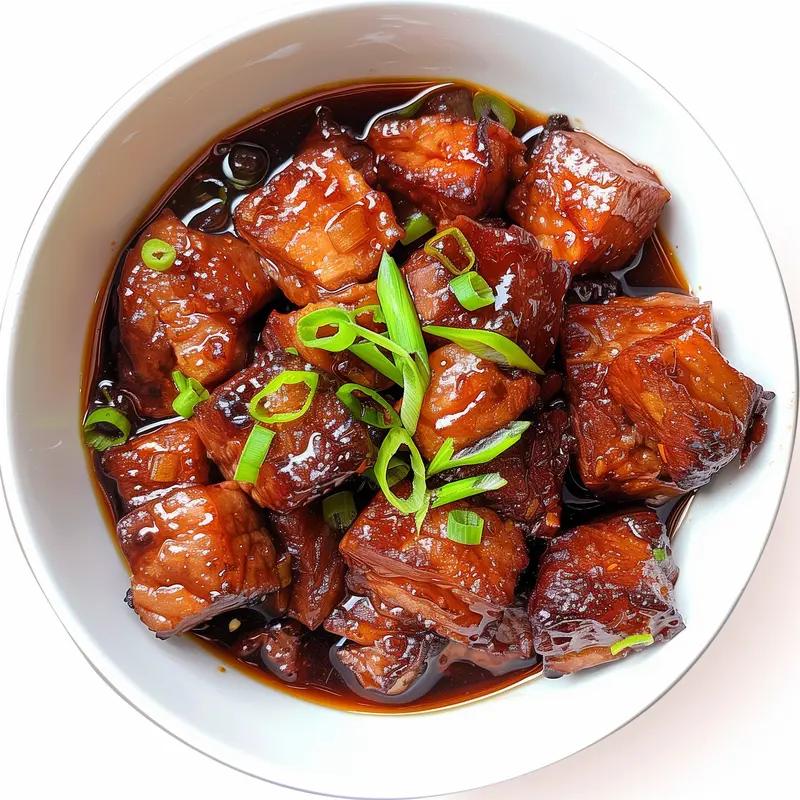我超爱做饭！做饭就像一场充满惊喜的冒险。有次我尝试做红烧肉，从挑选肥瘦相间的五花