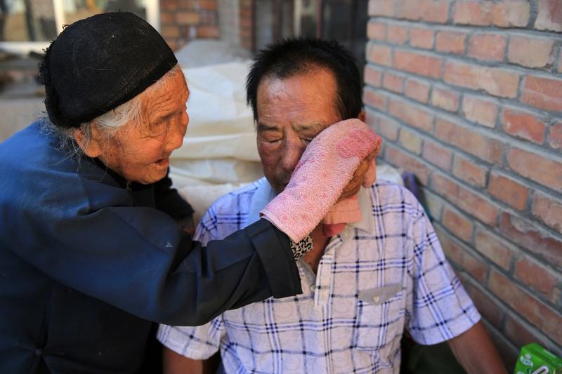 吉林这位62岁女子宣布怀孕6个月，还说“失去的儿子又回来了”，这事儿一出来就引发