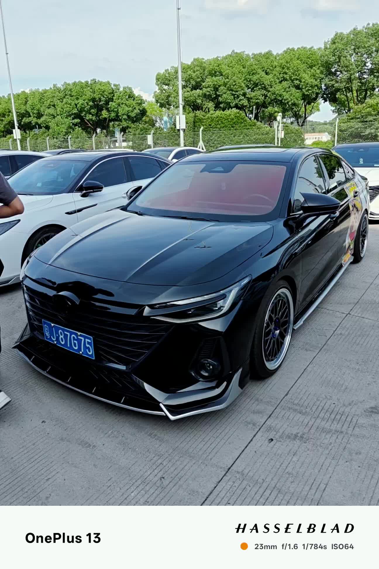 艾瑞泽8新包围真的是太帅了
