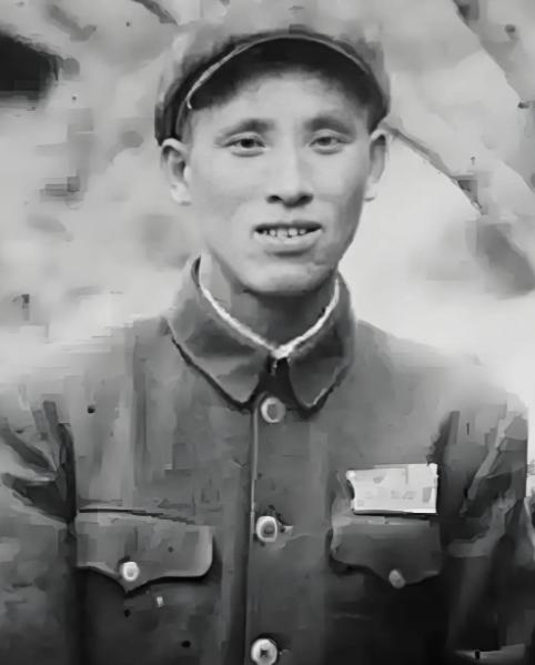 1952年，美军在深山抓到一个衣不蔽体的野人，审讯后大惊：他是志愿军一个师的政委