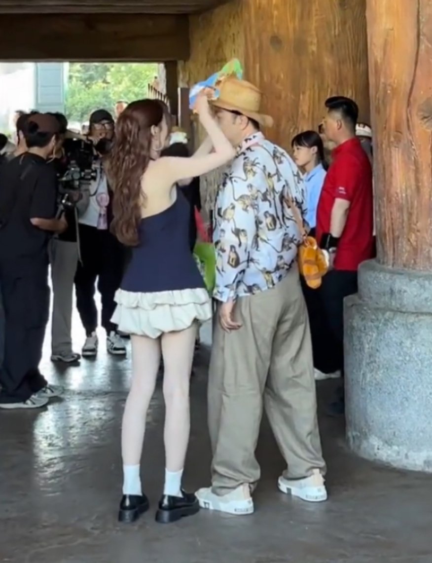 沈梦辰 到底哪个是海涛 沈梦辰杜海涛一直稳稳幸福的小夫妻，这么多年了感情还是这么