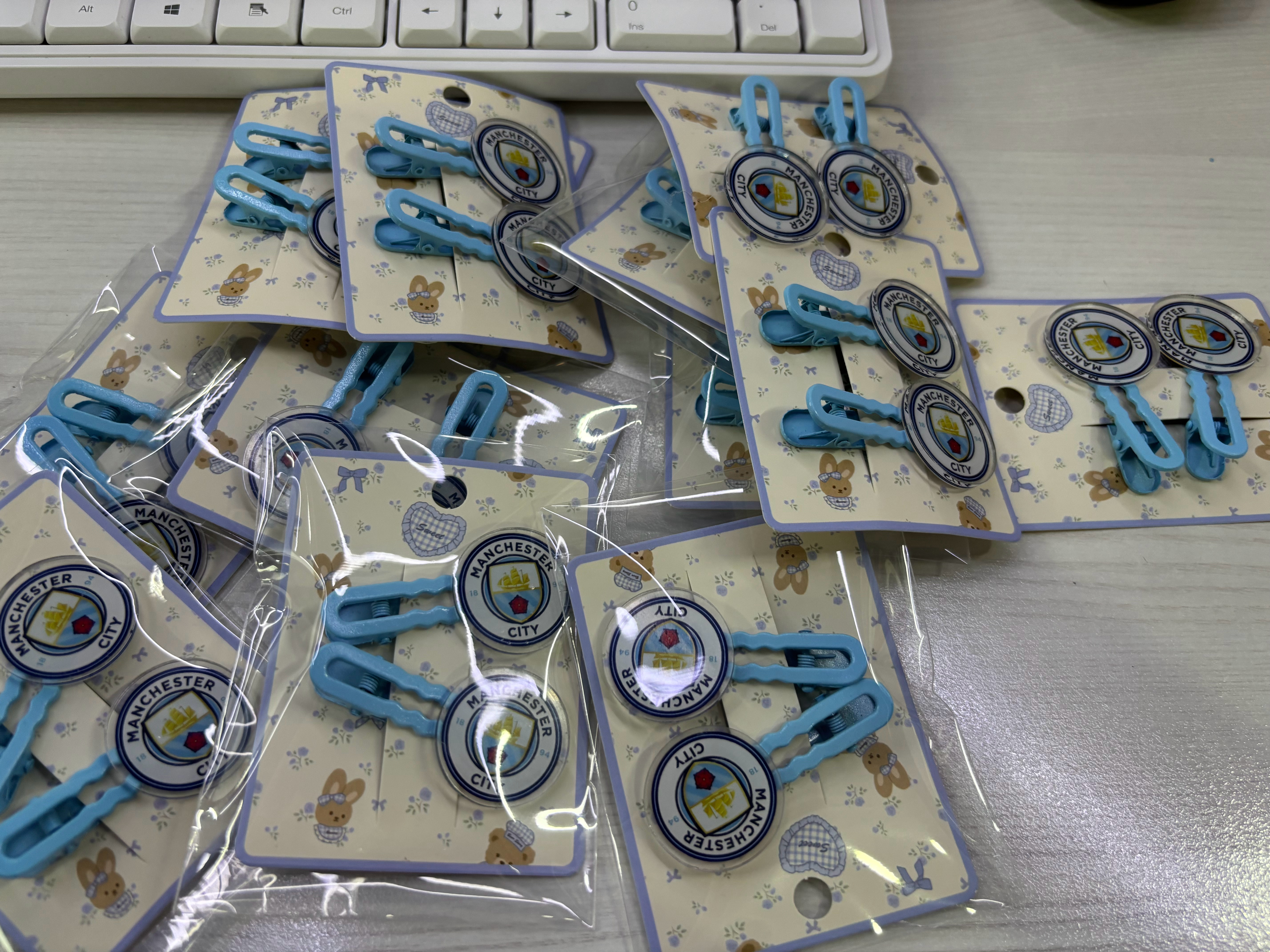 上班摸鱼做手工，还有很多东西明天或者后天我拍个视频，到时候找个地方面交～ 