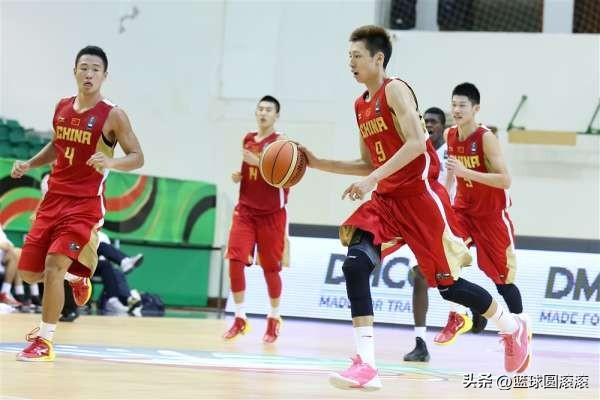 从国青落选到MVP热门：贺希宁的11年逆袭，全是硬扛出来的🔥

【起点：被否定