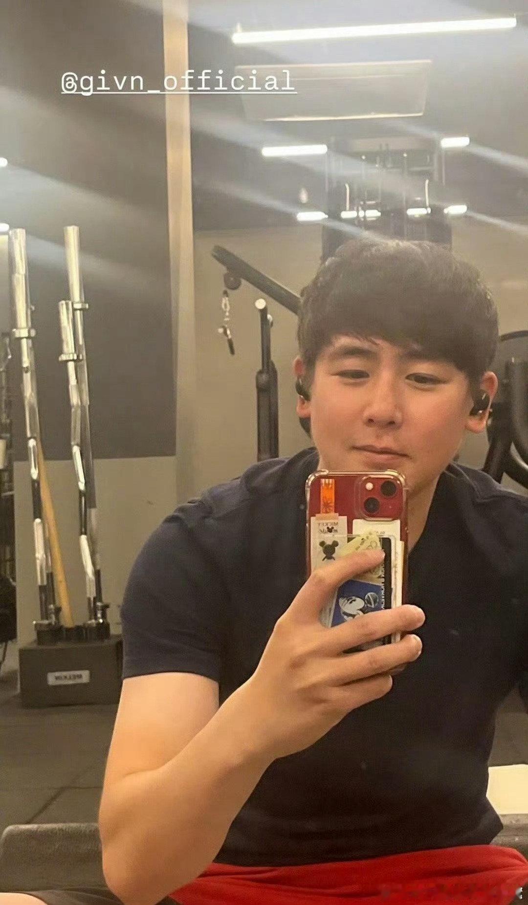 这竟然是尼坤尼坤姜涛化了 尼坤姜涛化了， ​你们觉得呢？₍˄·͈༝·͈˄*₎◞ 