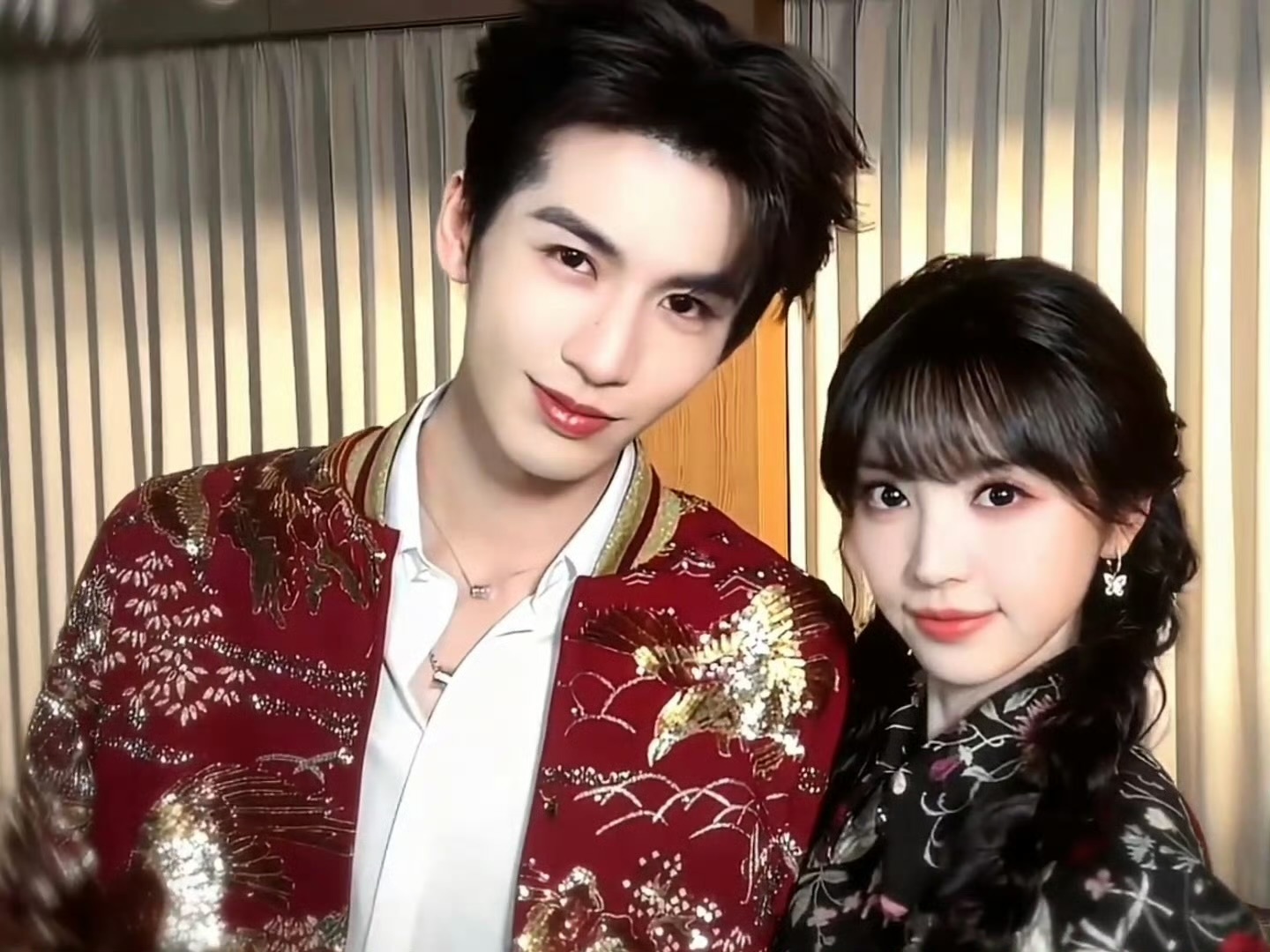 论两位浓颜带给我的冲击力接下来求二搭现偶走起