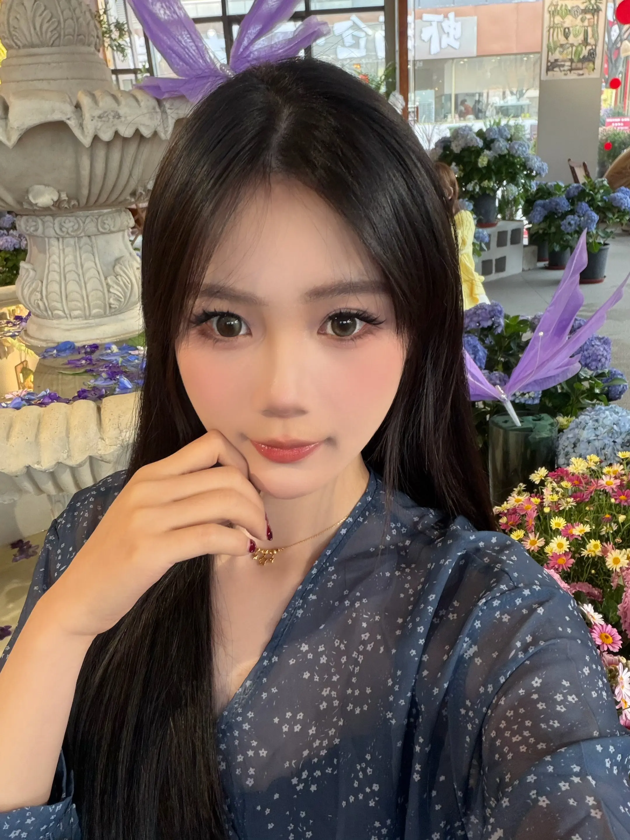 我强势的性格不允许我在感情里卑微受挫，可我既然愿为你妥协那么久