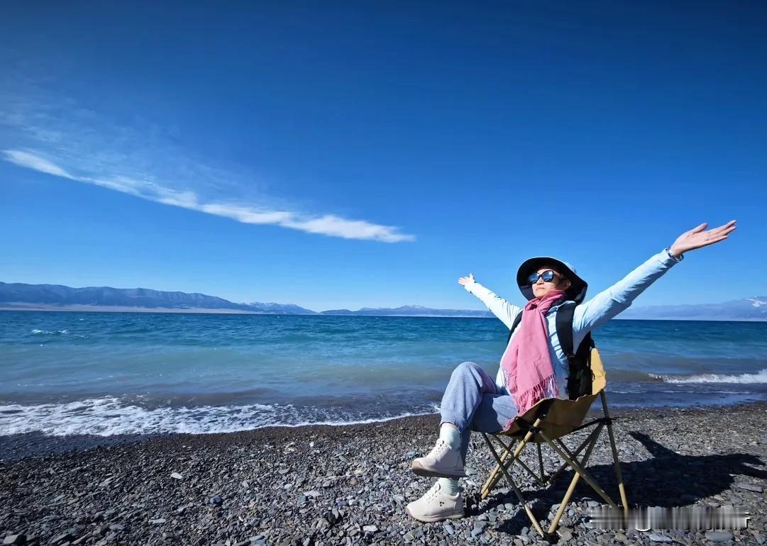 独趣喀伊播报
赛里木湖纯洁梦幻的蓝
📍赛里木湖·8月31日三哥说 三哥说旅行 