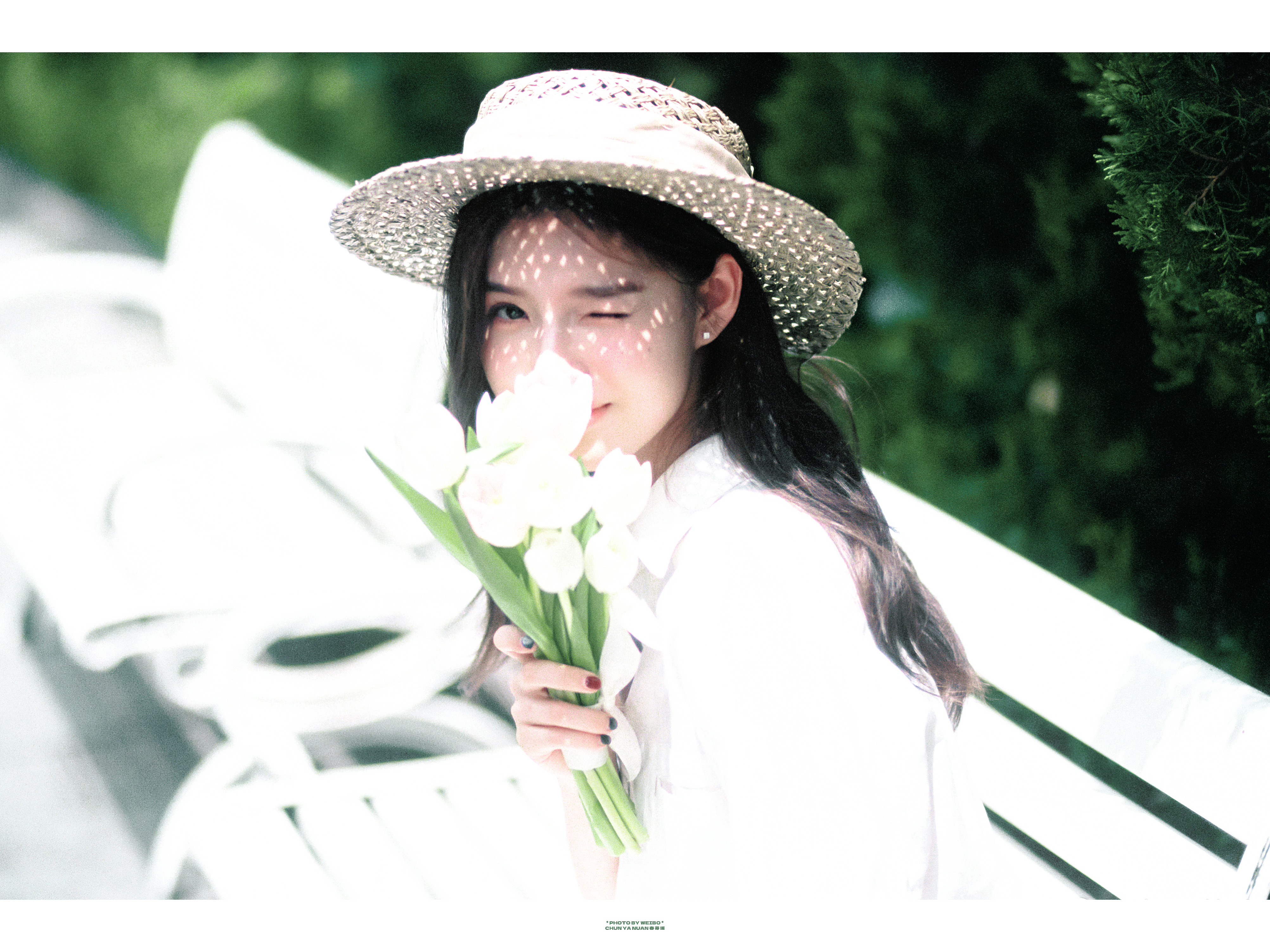 *艾米迈入夏日的绿意里💐🫧 