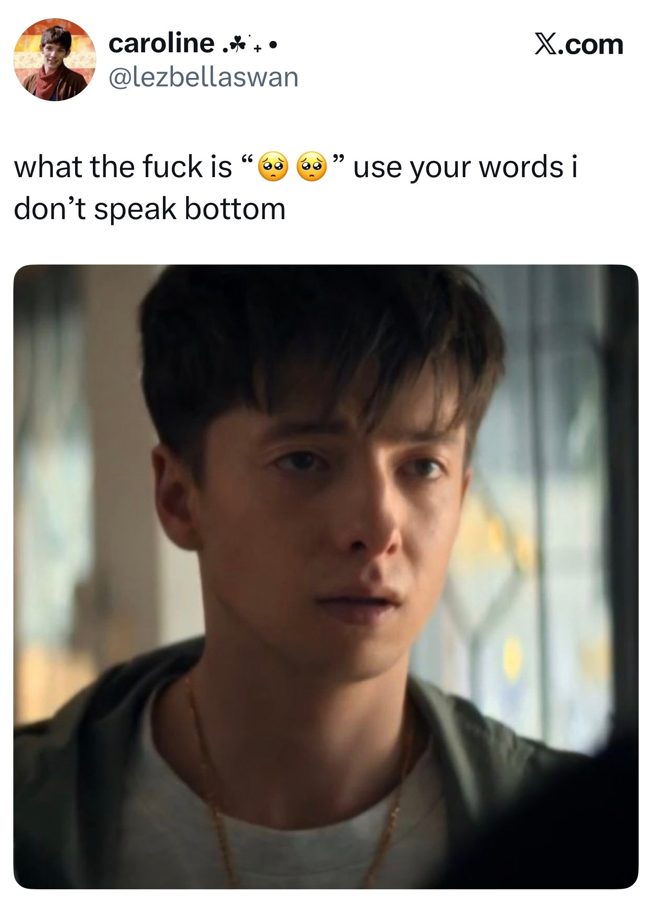 So many sad bottoming eyes on screen omg