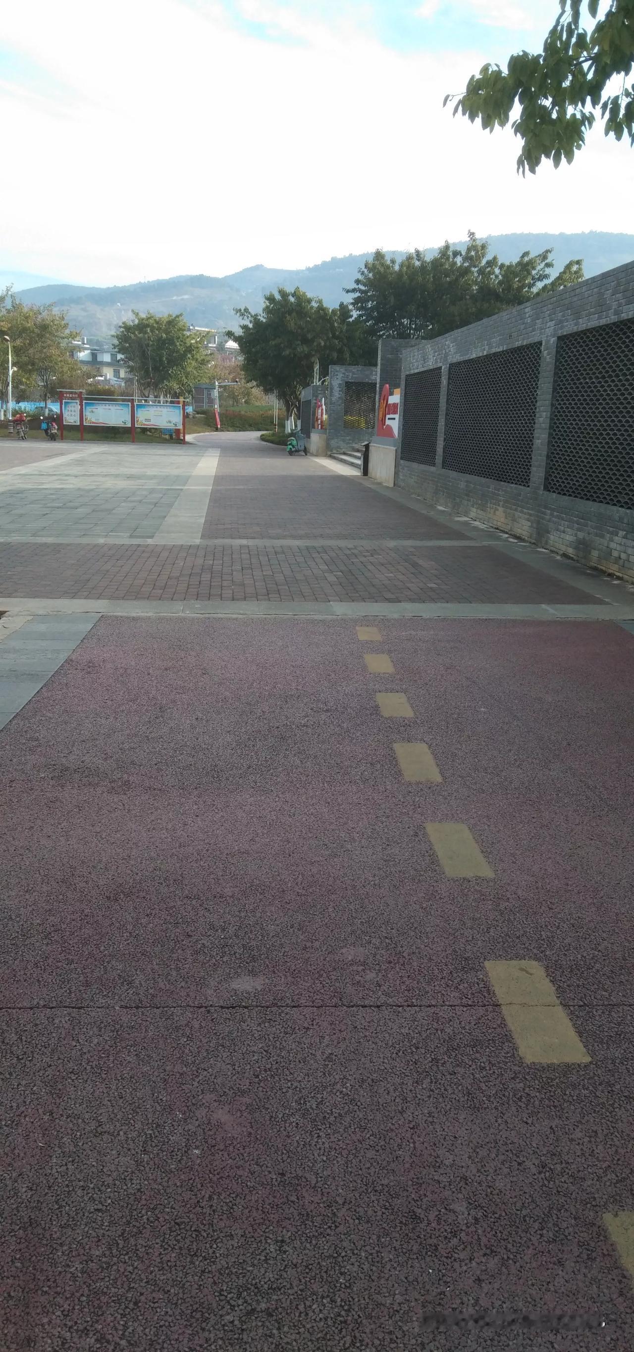 上联：踏春夏秋冬路，请你对下联转东南西北方