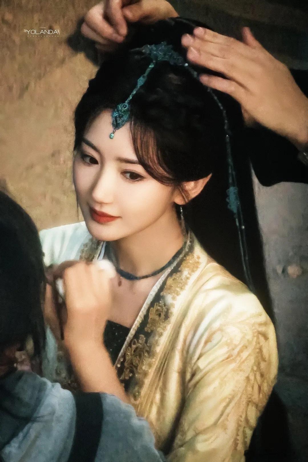 毛晓彤出道那么多年瑛贵人，李常茹，南宫翎，郭芙，就没丑过～ ​​​