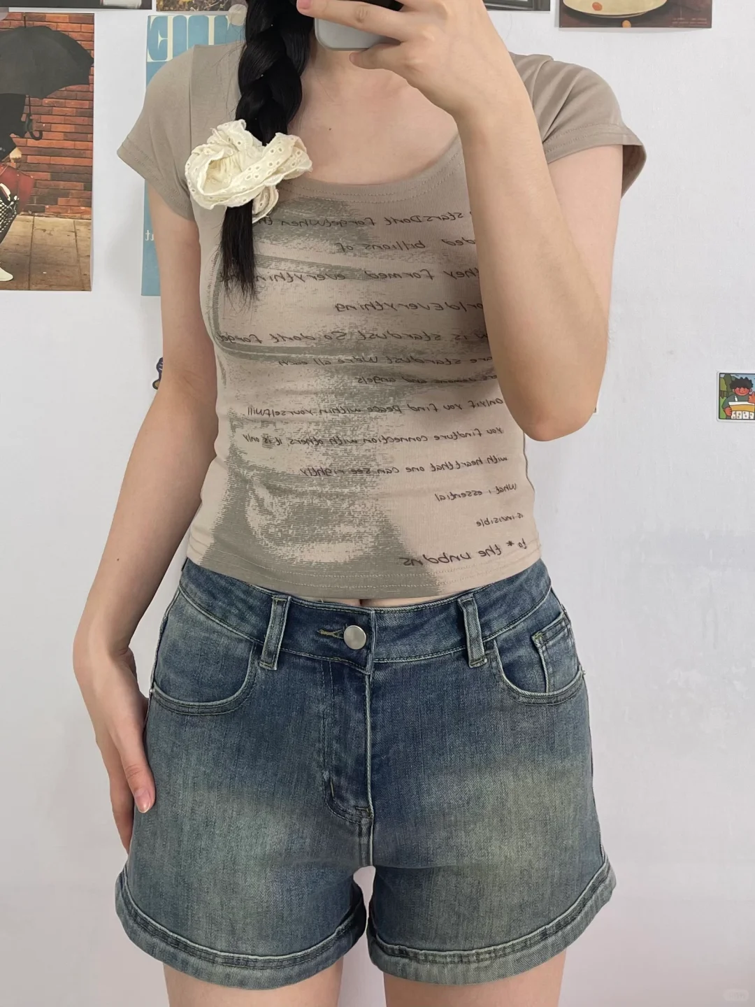 好喜欢这一套‼️复古辣妹小短袖➕牛仔短裤💕