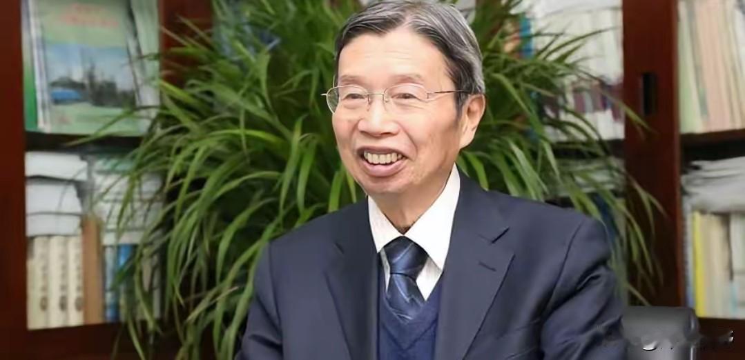 看了今年七一勋章的获得者里，竟然有一位已经去世的人，我一查他的资料，直接给我震惊