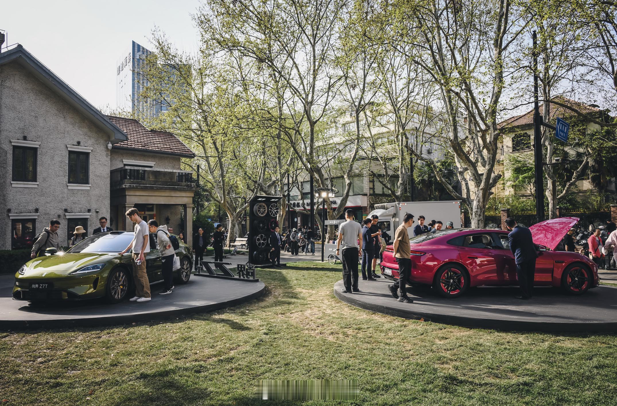 尚界Z7展车陆续进驻百家门店颜值与实力双在线，难怪能成为年轻人的心头好。全国门店