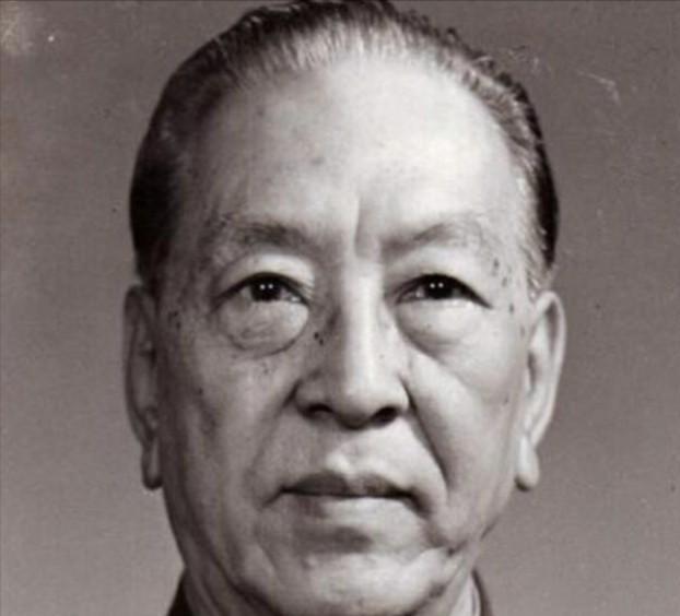 1950年，中国驻瑞典大使馆里，发生了一段有意思的对话。瑞典武官听说中国驻瑞大使