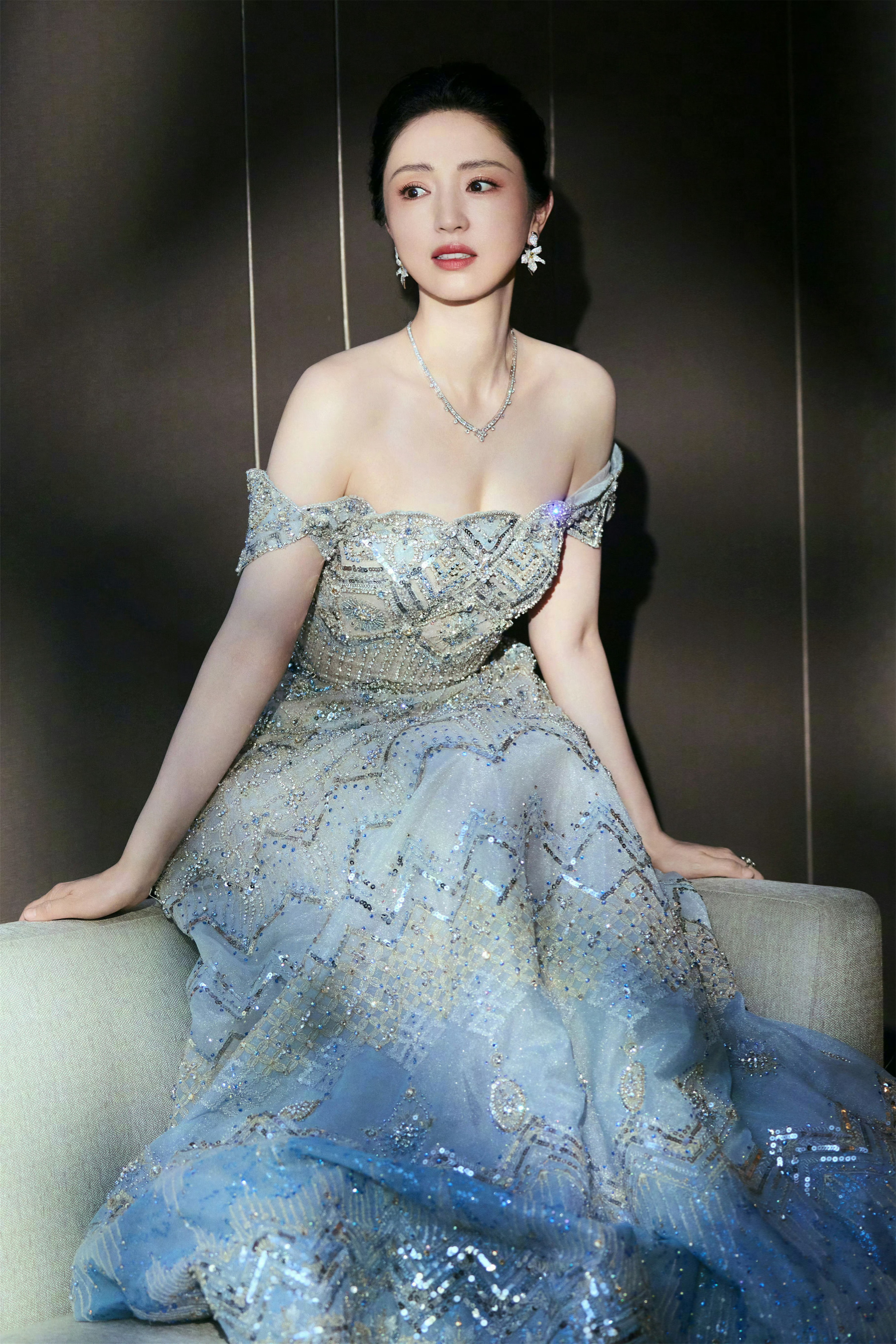 董璇，她的名字，是优雅的代言词吧 ​​​