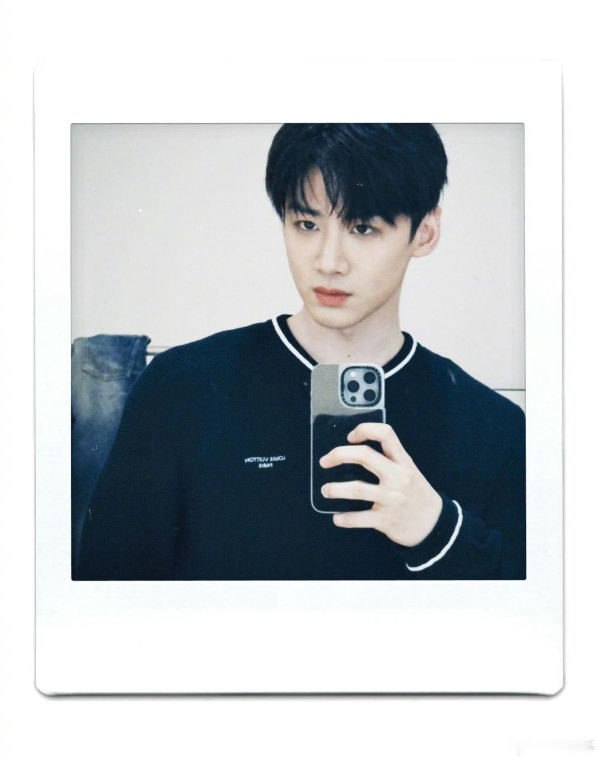 白敬亭  🕊️白敬亭0804出道十二周年快乐 bjt白敬亭王长海“你终会抵达星