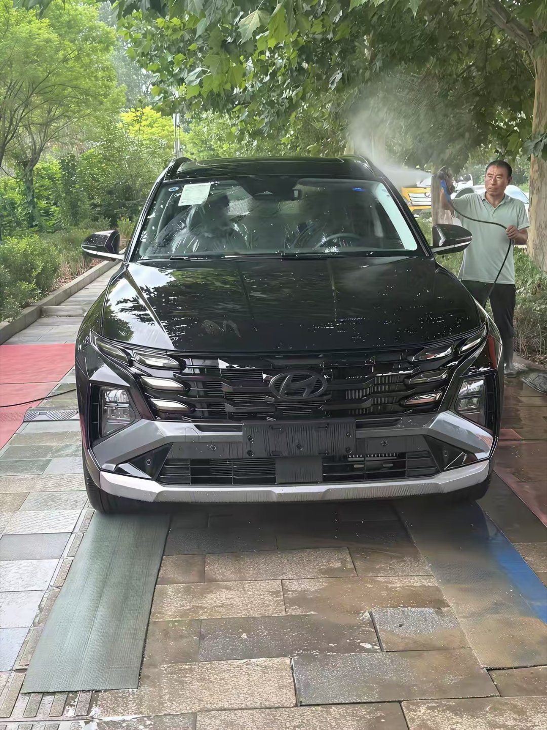 途胜是15万以内品质可以胜CRV。可以胜荣放，可以胜途观的一款 