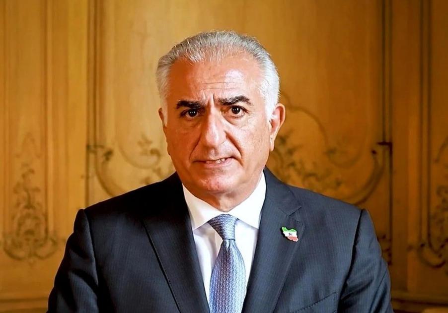 礼萨·巴列维呼吁伊朗官员“立即交出权力”

半岛电视台报道称，被废黜的前伊朗国王