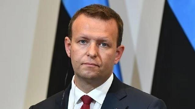 就问中国怕不怕？强大的爱沙尼亚曾经向中国发出最后通牒，让中国必须在爱沙尼亚和俄罗