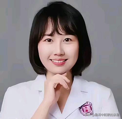 眼科专家曾琦，湘雅医学院的医学博士，主刀过上万台眼科手术。去年因为个人生活那点事