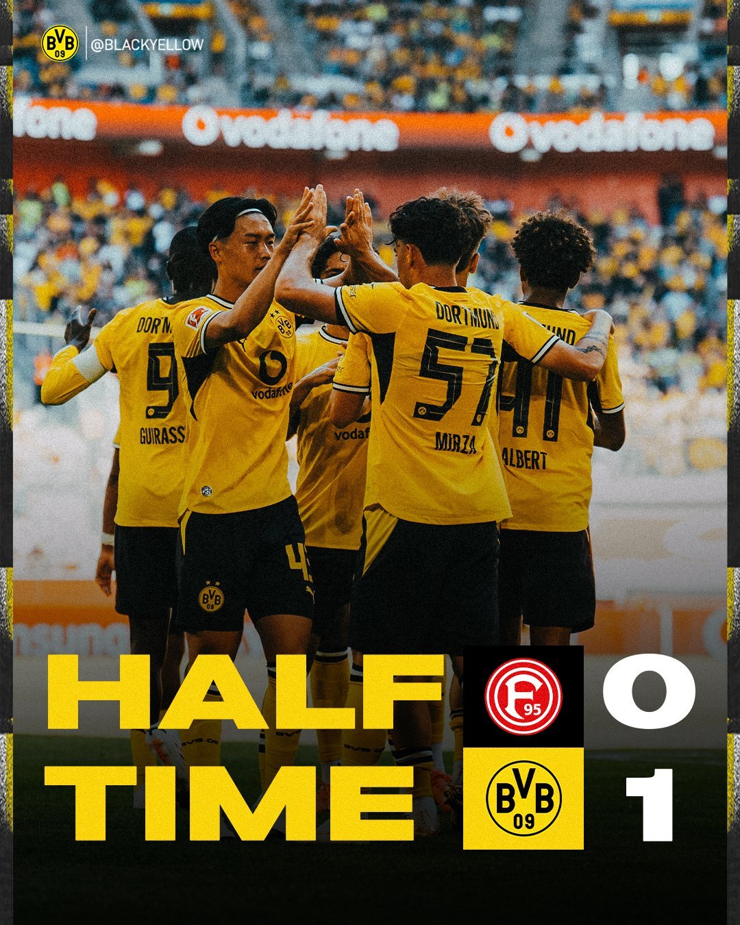 💛🖤半场比赛结束，我横目前1-0领先杜塞尔多夫黄黑与共hejabvb多特蒙德