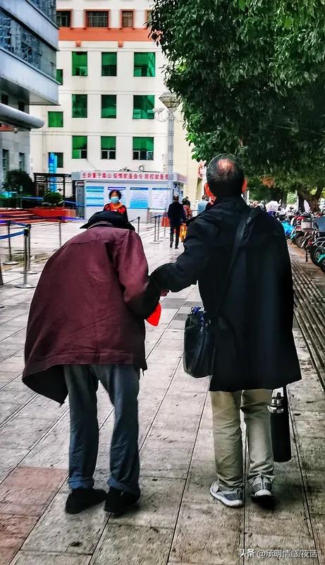 与人交往,真心能换真情吗?真心未必能换来真情，但它是一块试金石。

人际交往中，