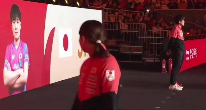 主持人喊错张本智和名字引不满，妹妹张本美和劝解