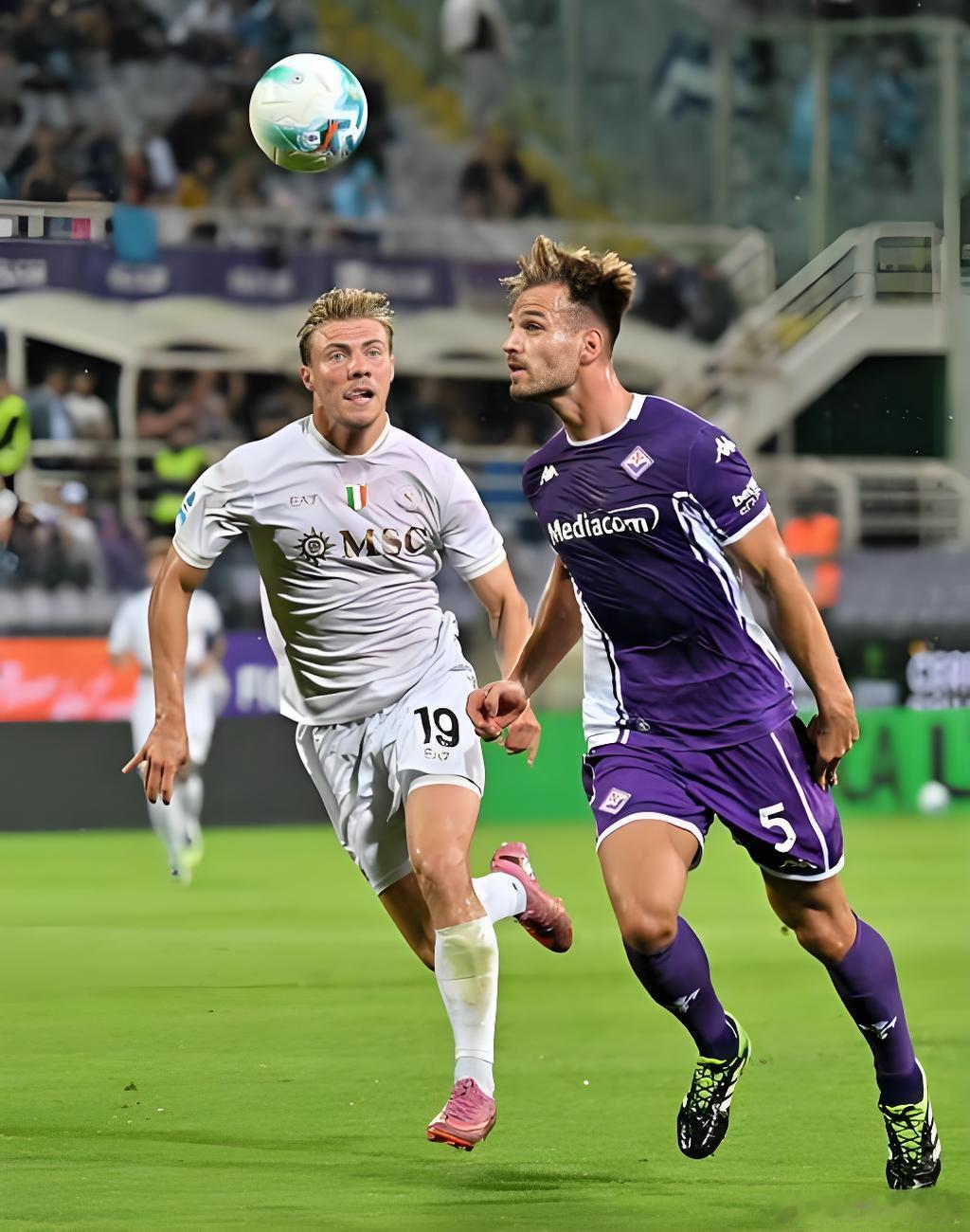 今日公开菜单足球预测          意甲：那不勒斯VS佛罗伦萨方向：胜年龄：