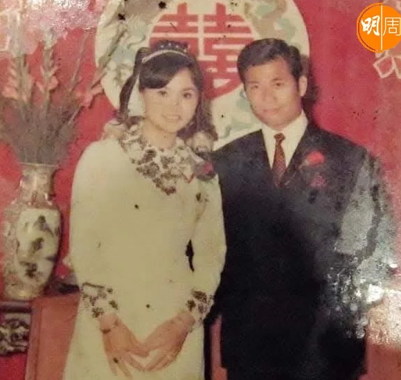唐佳与雪妮，恩爱夫妻。唐佳，1937 年在澳门出生，是邵氏电影武术指导，师承袁小