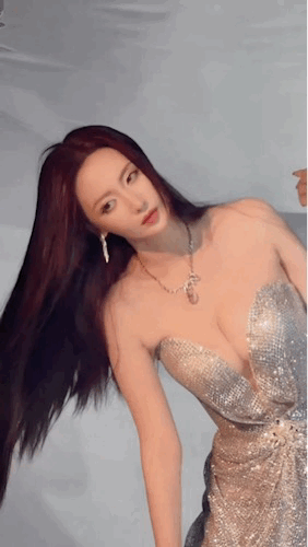 张萌姐写真拍摄花絮，张萌姐从不让人失望！什么样的女人最有吸引力张萌气质 张萌自拍