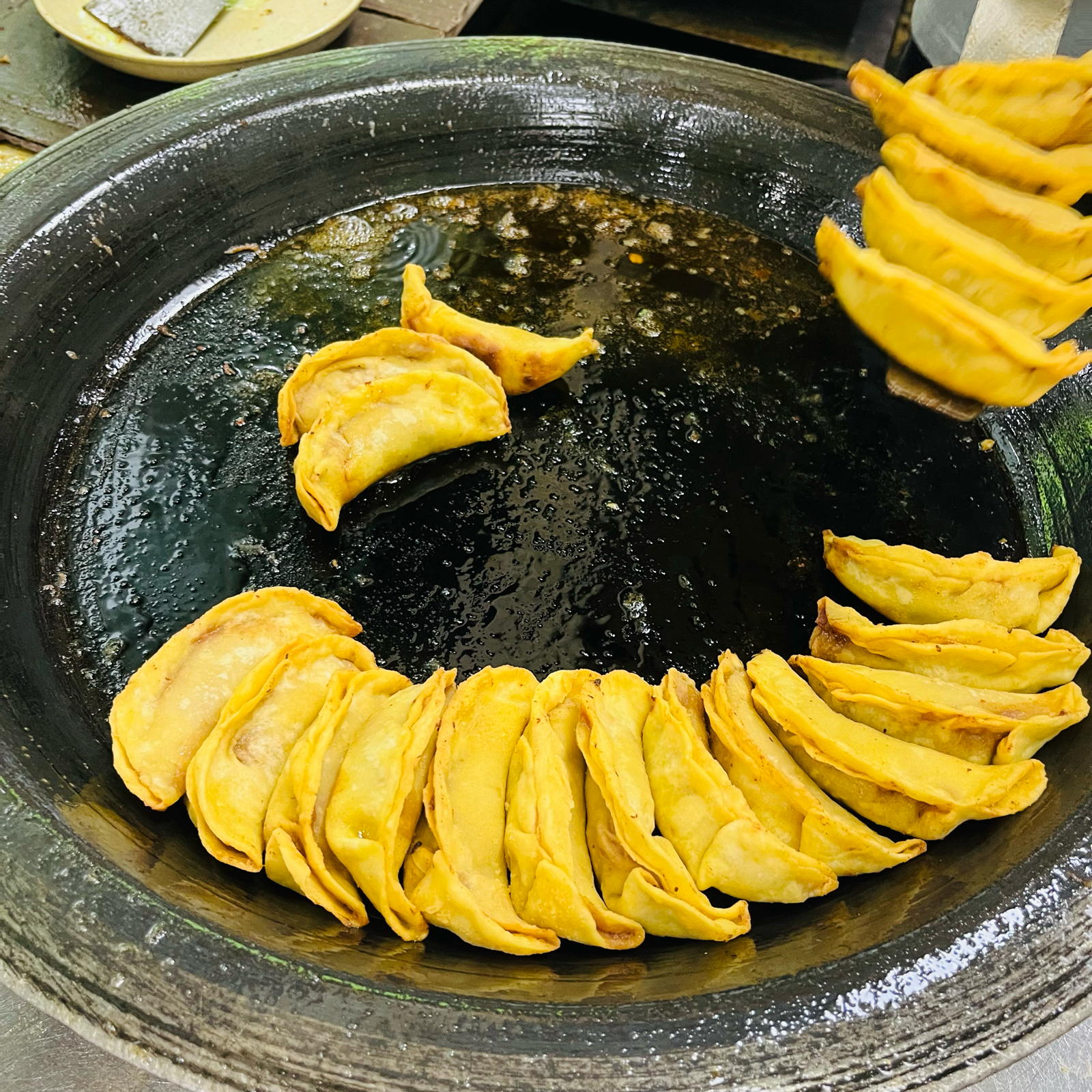 早啊各位。今天的日课有点金木交战的味道，但并不是很强，开车上路的注意一下后视镜，