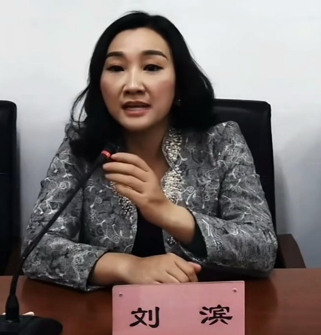 刘滨说爷爷的一生没有留下任何积蓄，留下的是用不完的精神财富。

毛主席的孙媳妇刘