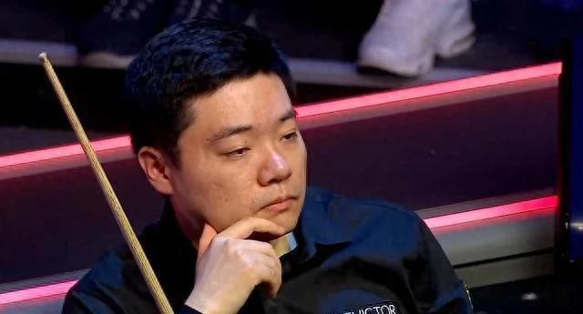 昨天的比赛确实对丁主任有些失望，一向对国内选手战绩不俗的他全程都被压制住了。全场