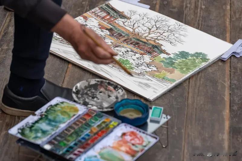 下联：邀对；
上联：吟诗联好友； 
下联：绘画赠知音。
友友请展示下联 友友请出