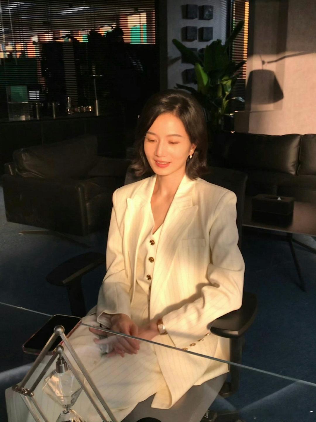彭杨Tracy下沉口碑 早春晴朗Tracy选彭杨好对味谁能拒绝彭杨演绎的Trac