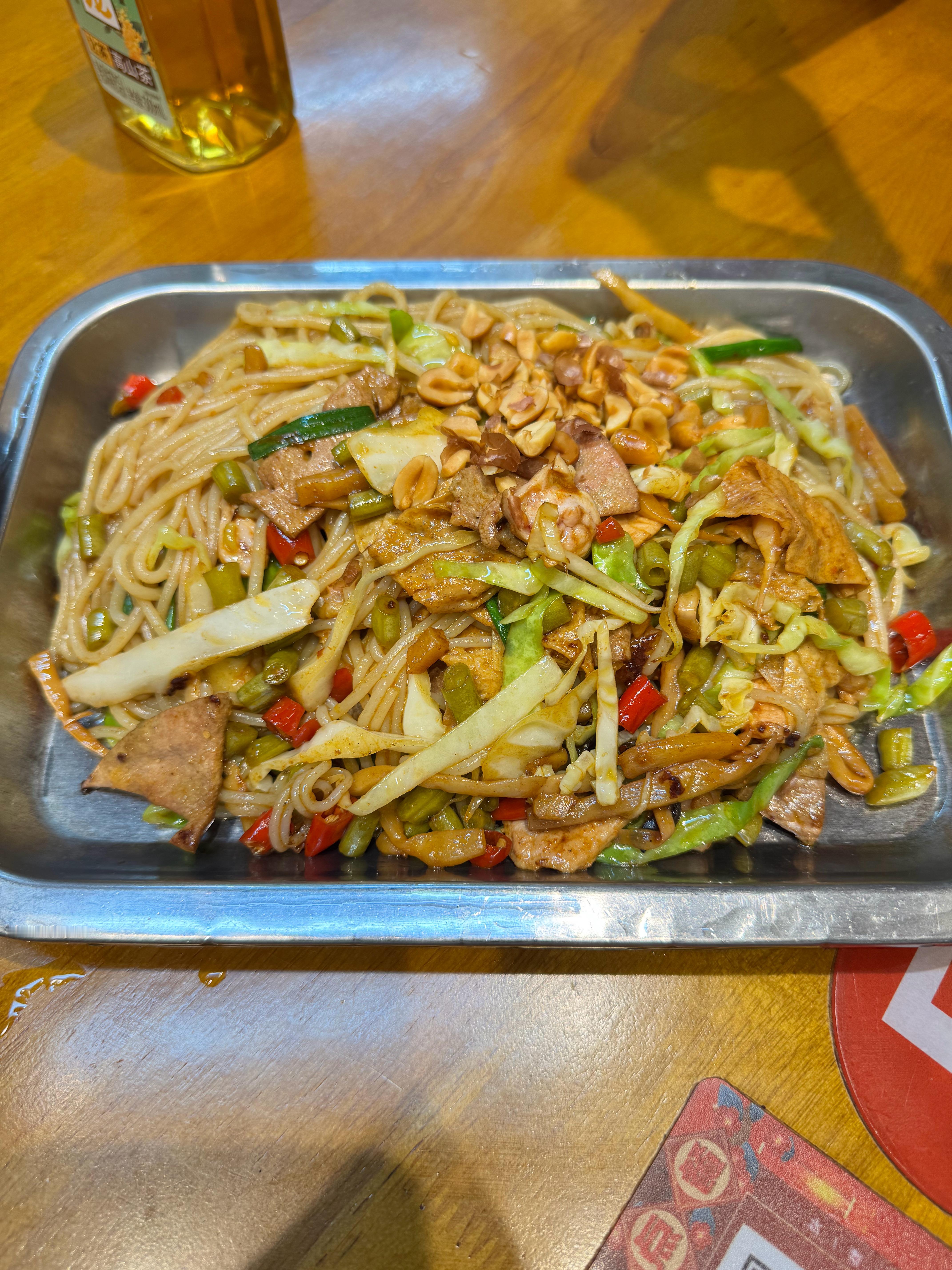 第一次吃炒螺蛳粉，真好吃，北有河南烩面，南有广西螺蛳粉，并列面.粉第一美食  ​
