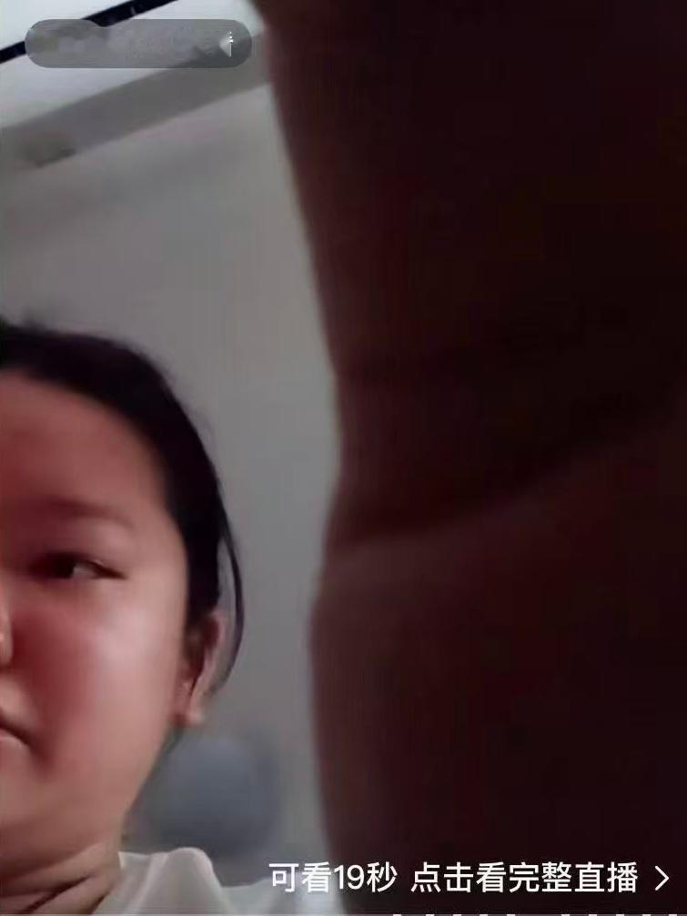我的头像和我本人 