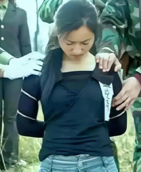 1994年云南，26岁女子牛晓秀因贩卖毒品罪被依法判处死刑。临刑之前，面对即将到
