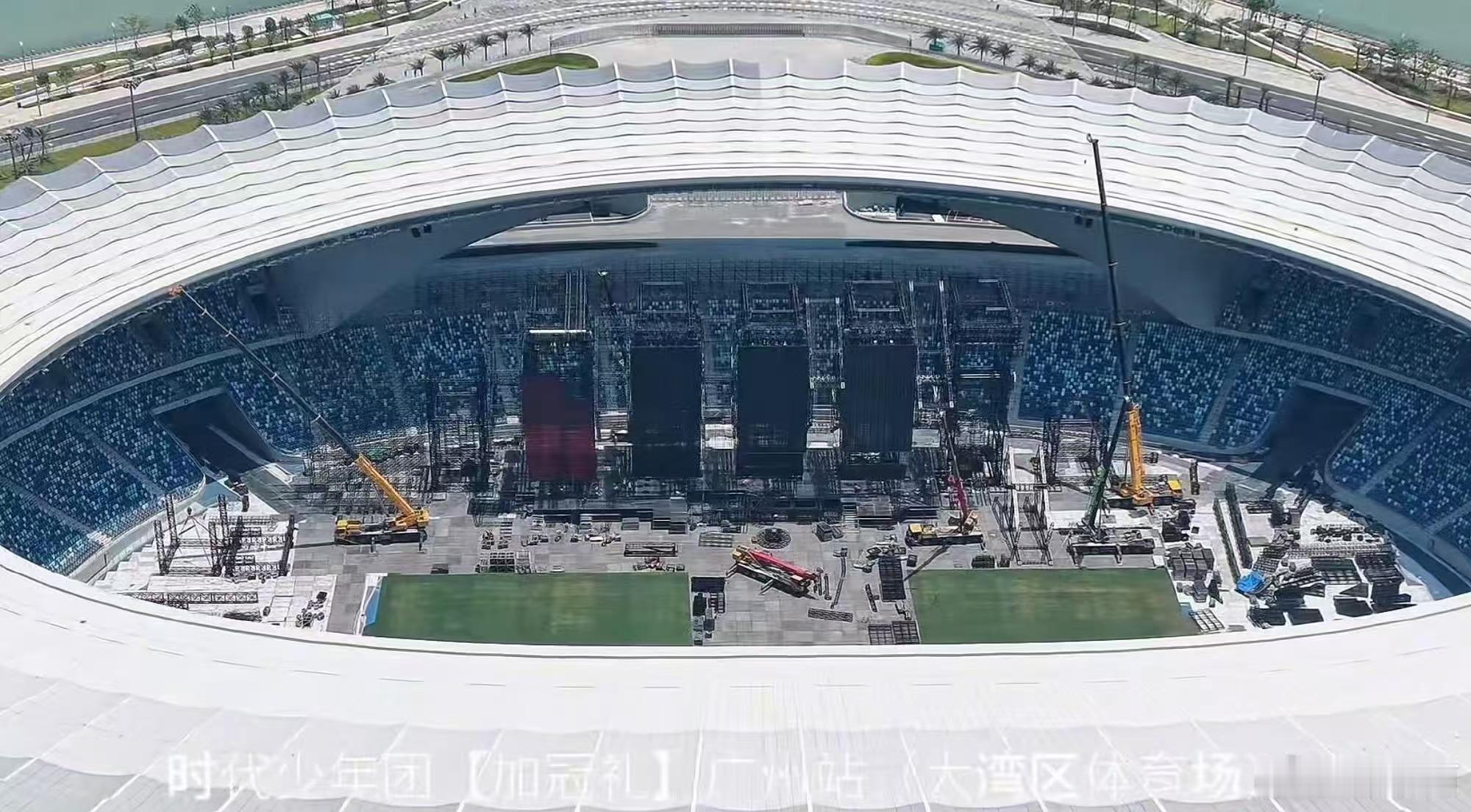 时代少年团演唱会移动大屏时团演唱会移动大屏时代少年团演唱会移动大屏，不错不错，牛