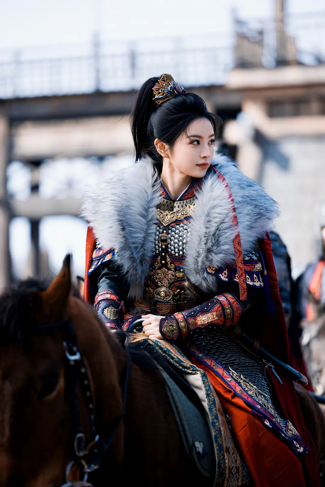 田曦薇的这个女将军造型，这下又能爆一把了 