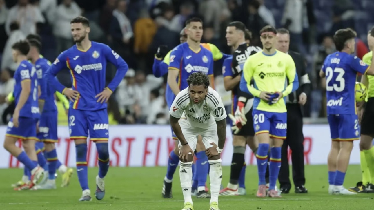 罗德里戈右膝十字韧带撕裂确认 赛季报销无缘世界杯北京时间3月3日，西班牙《马卡报