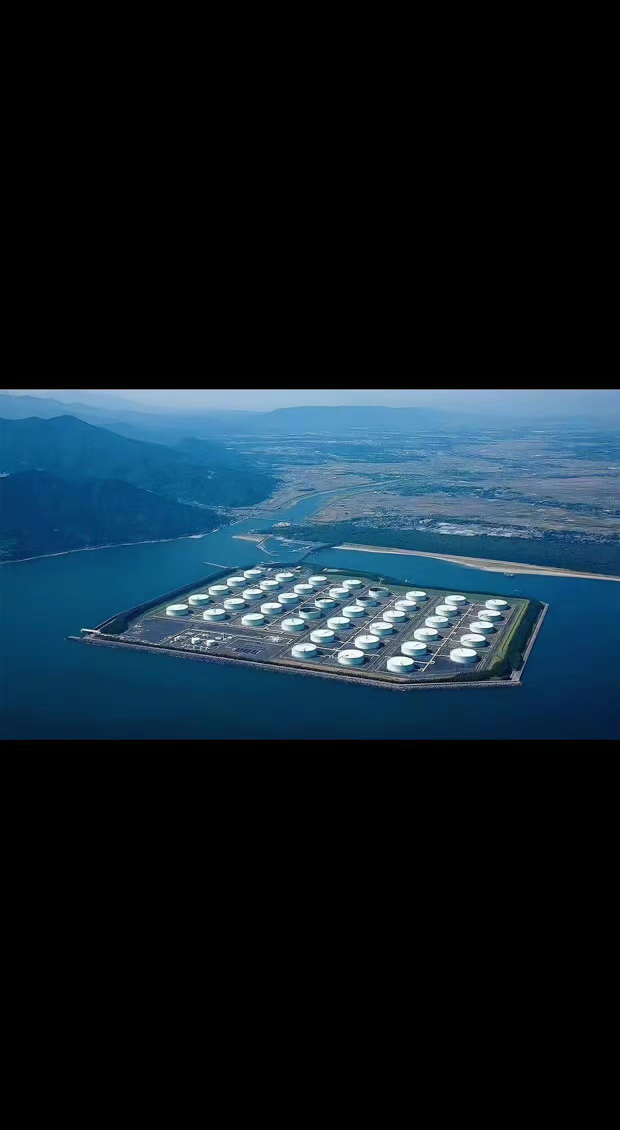 ​最近汽油的价格升高猛涨，简直让人受不了。不但在国内，在国际上，每个国家都是面临