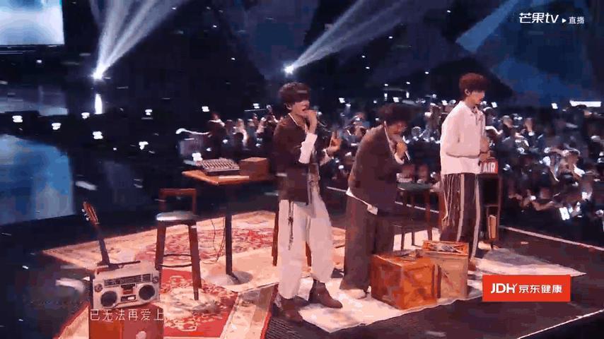 一路向北比天下过客分数高披荆斩棘直播能在舞台上看见不同风格的演绎其实很难得，一路