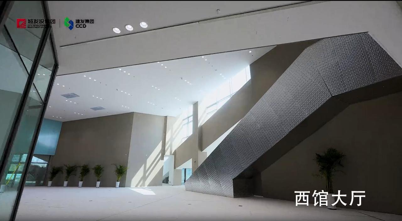 石家庄市太平河片区两大文化地标迎来新进展：石家庄美术馆西馆已完工，1500 座规