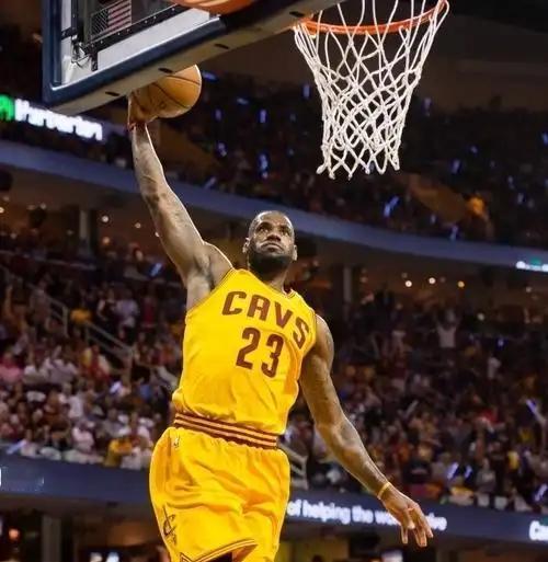 不要再讨论詹姆斯的数据，已经没有意义。
多一场比赛，甚至是多出场一分钟，都是一个