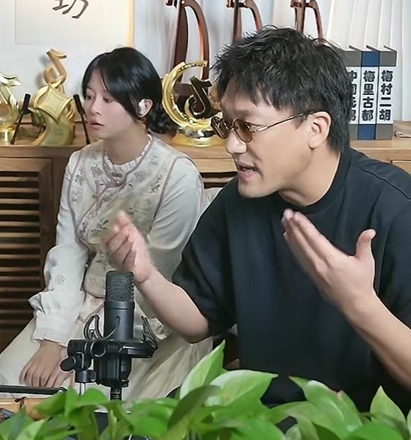到底什么才是直播间真正的“白嫖”？
 
最近在评论区，跟一位粉丝就“白嫖”这个话