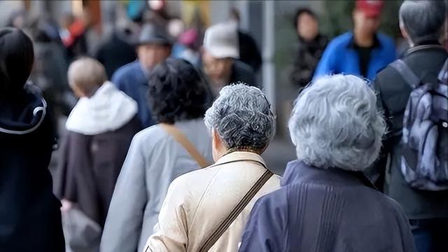 衰老|重返年轻技术获突破？东京大学重磅研究：65岁老人90天肌肉增强7%