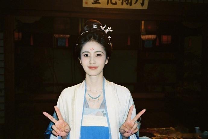 你可以不发，也可以直接发，非得说忘了发是什么意思？强调自己对这部剧不上心？还是自