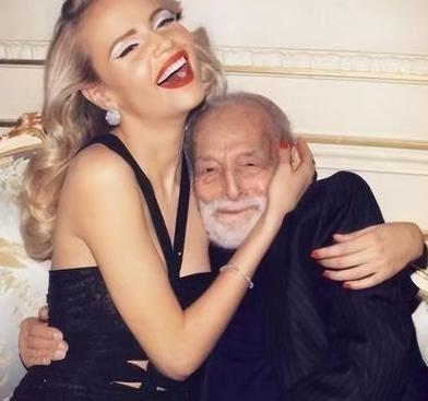 1994年，89岁高龄的石油大亨，娶了26岁脱衣舞女郎，新婚才14个月后，石油大